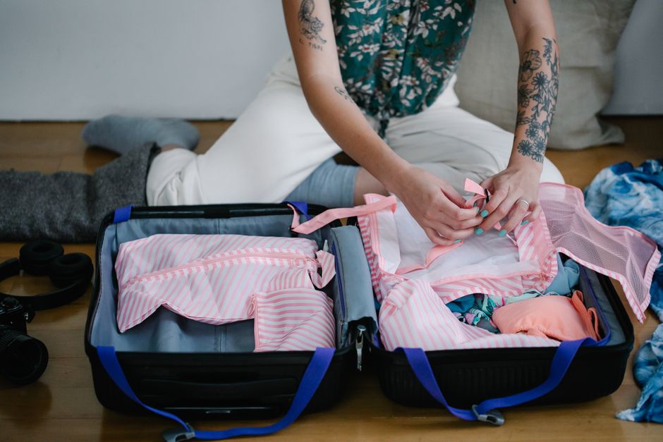 How to pack for a 2-week trip: the only checklist you need