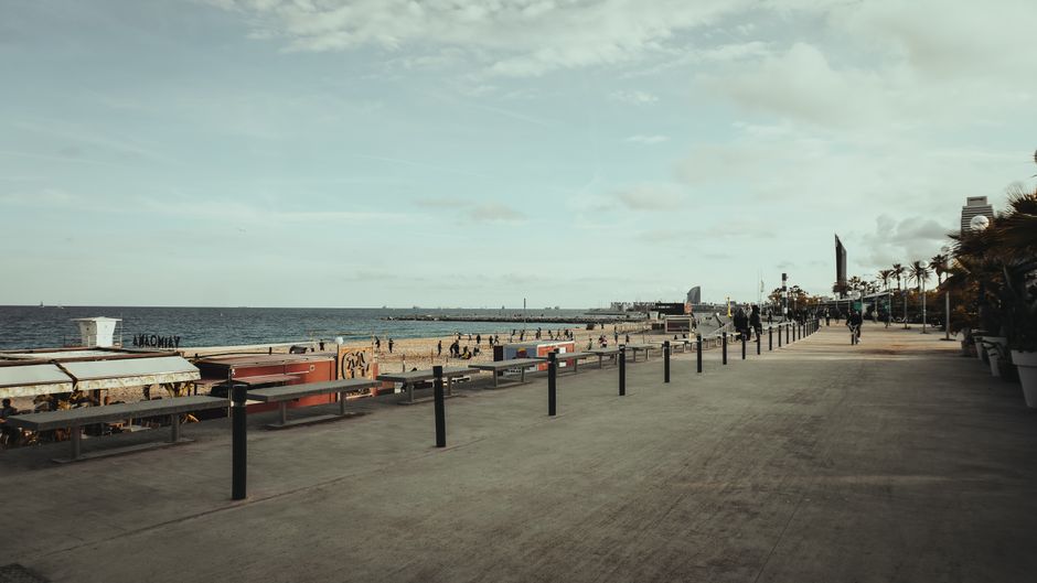 Getting to Barceloneta Beach in Barcelona