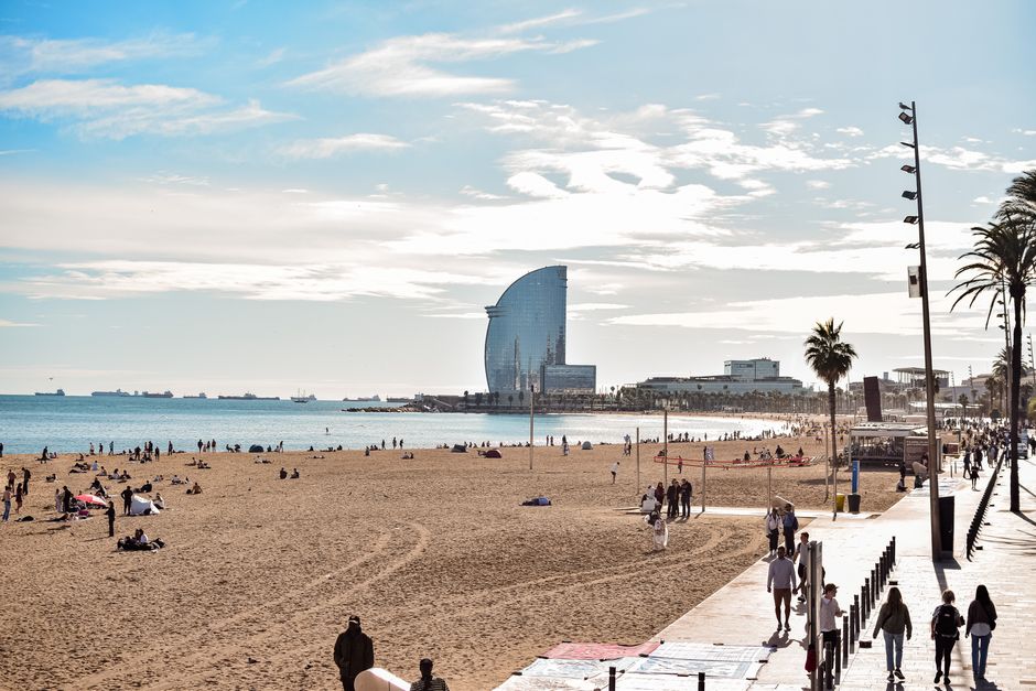 Planning a visit to Barceloneta Beach