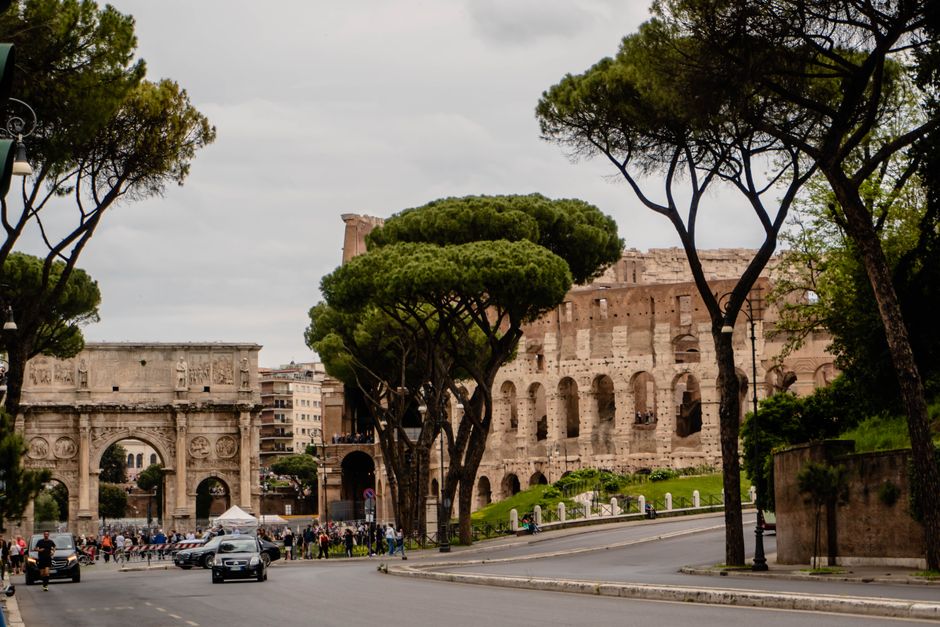 Getting to Colosseum in Rome