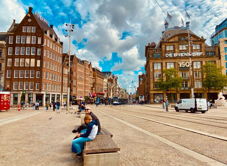 Planning a visit to Dam Square