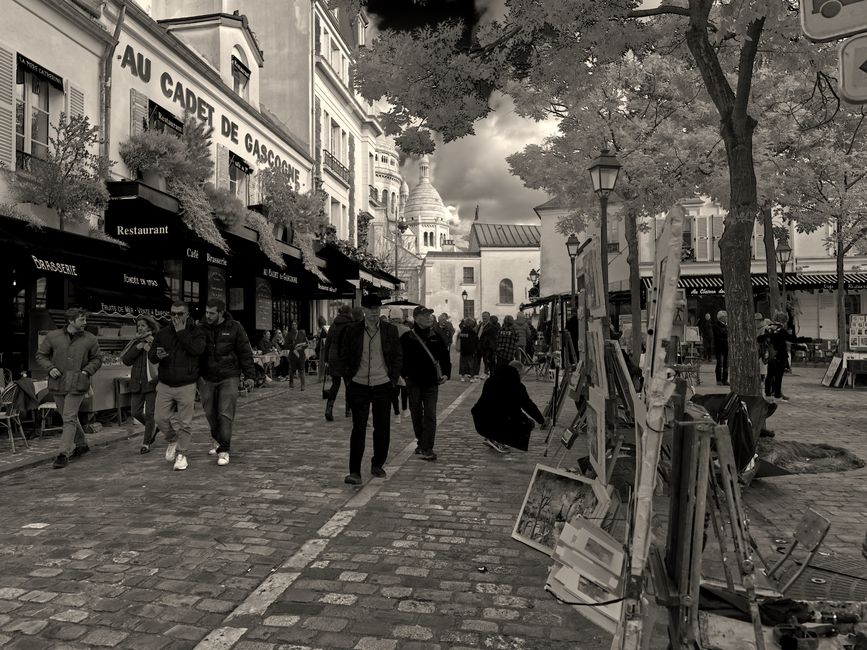 Getting to Montmartre in Paris