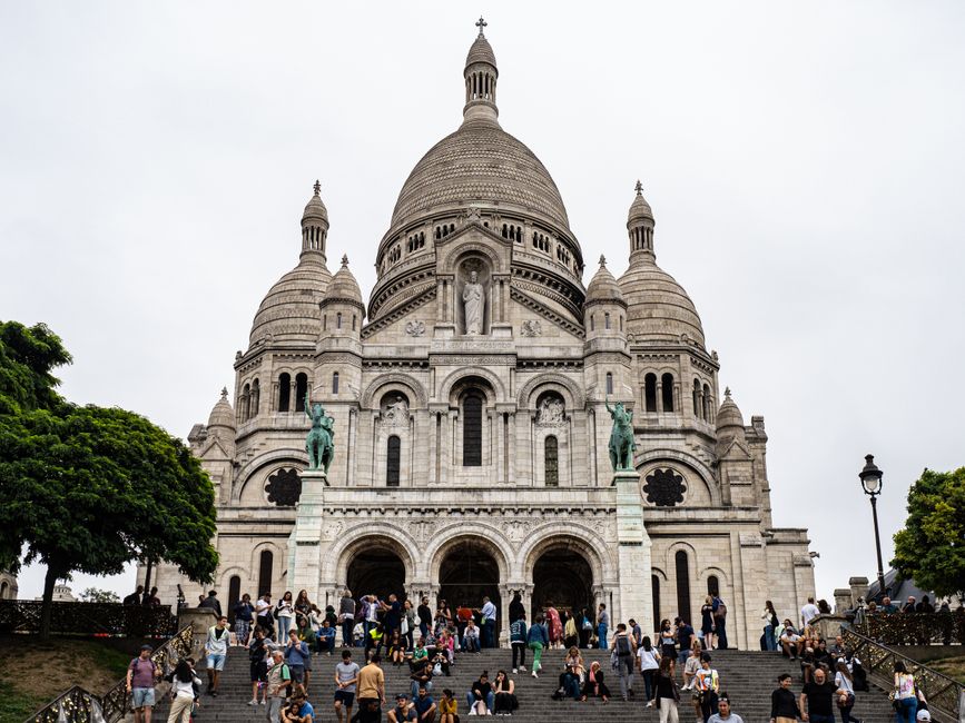 Planning a visit to Sacre-Coeur Basilica
